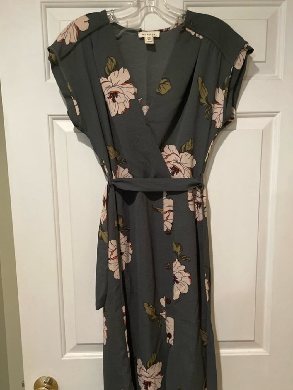 EUC Monteau Green Floral Faux Midi Wrap Dress  Lightweight V-Neck Size Large